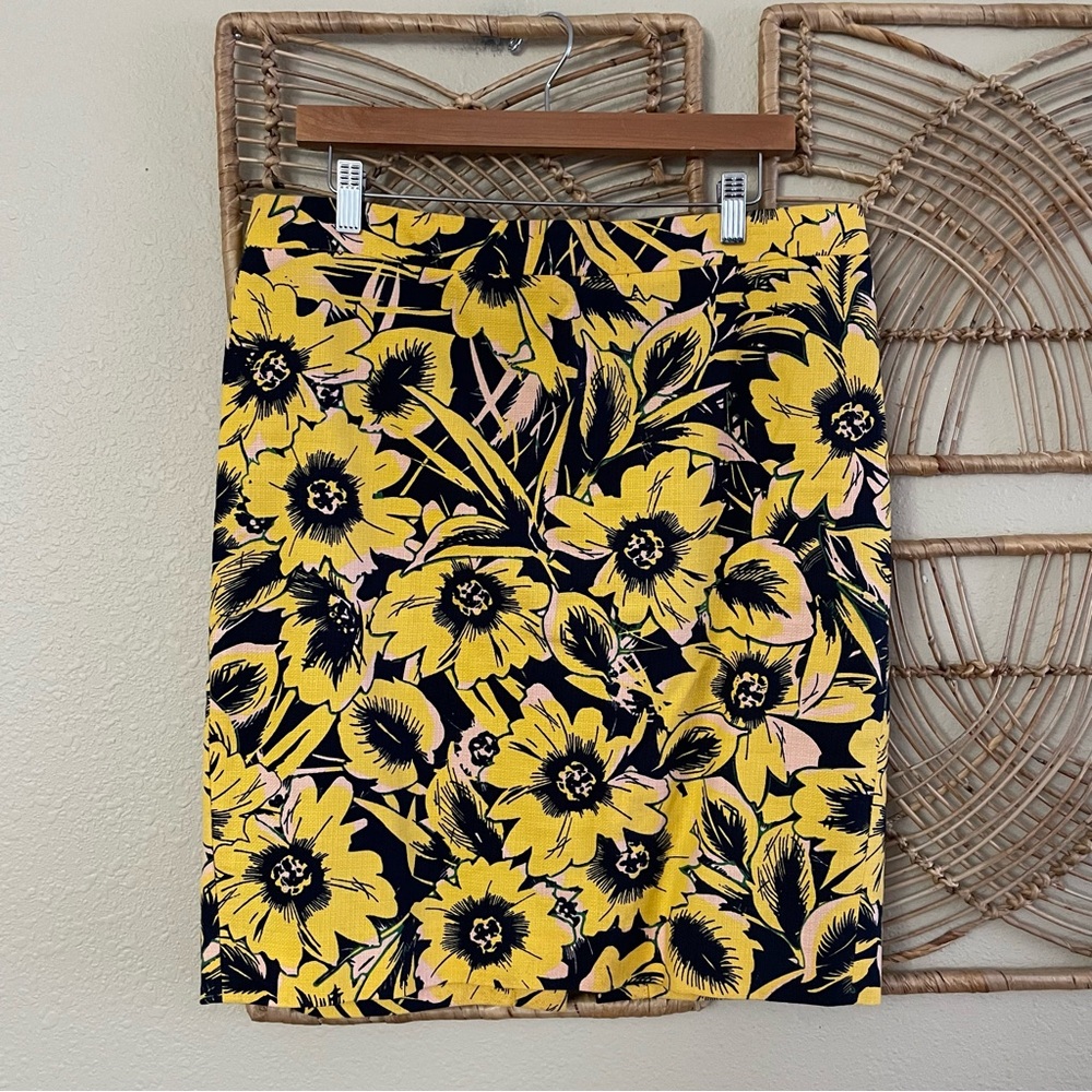 J.‎ Crew The Pencil Skirt Yellow Floral Woven Lined Career Wear Sz 12 B11